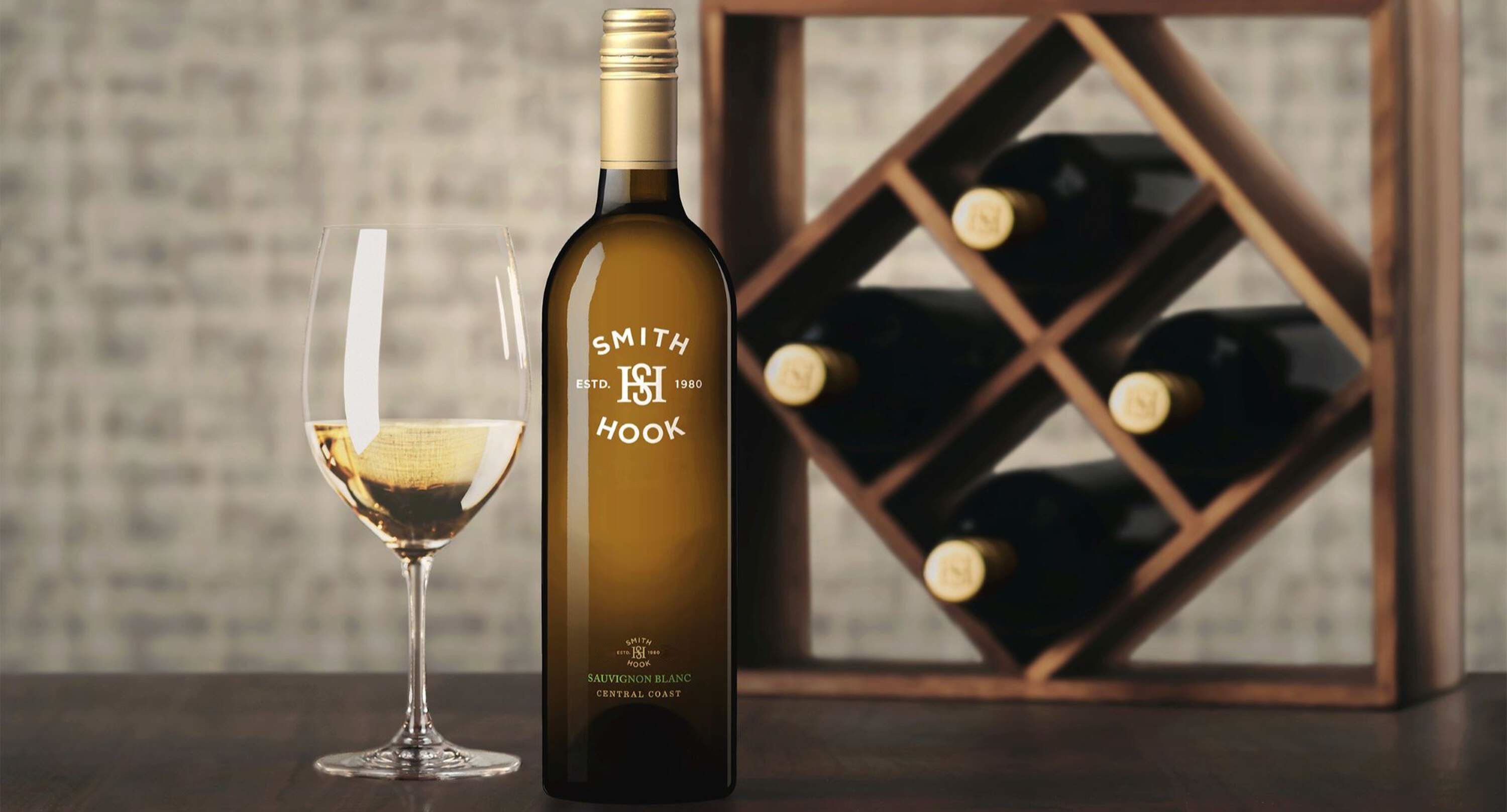 Smith & Hook Sauvignon Blanc Central Coast in a glass